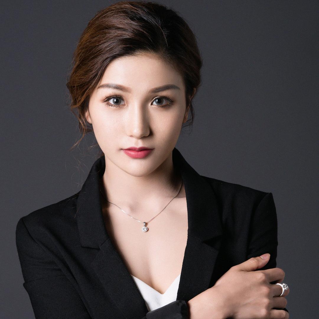 黄依琳老师