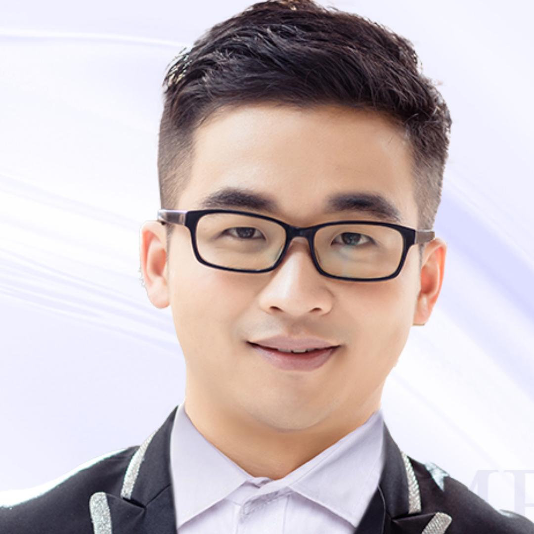 赤羽龙Jason
