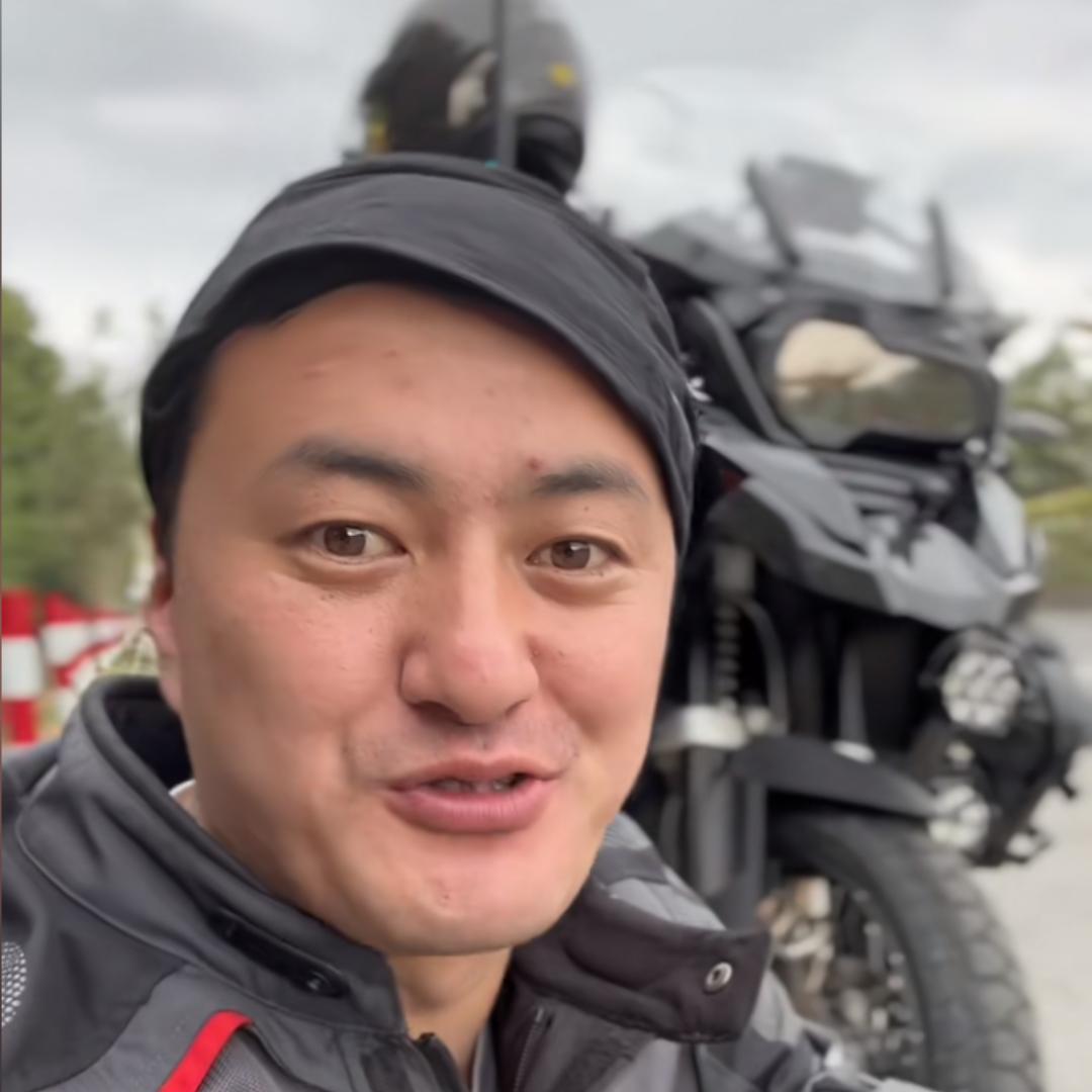 臭琪娄子(吴老臭直播切片)