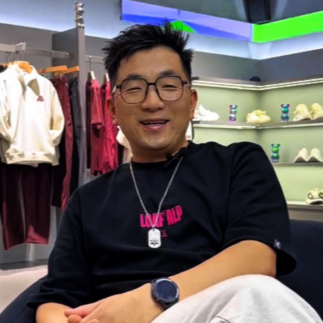 V8先生潮牌男装