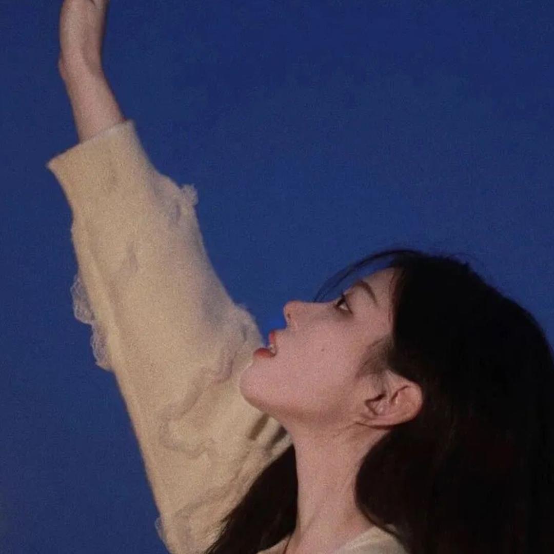 赖赖LiLi