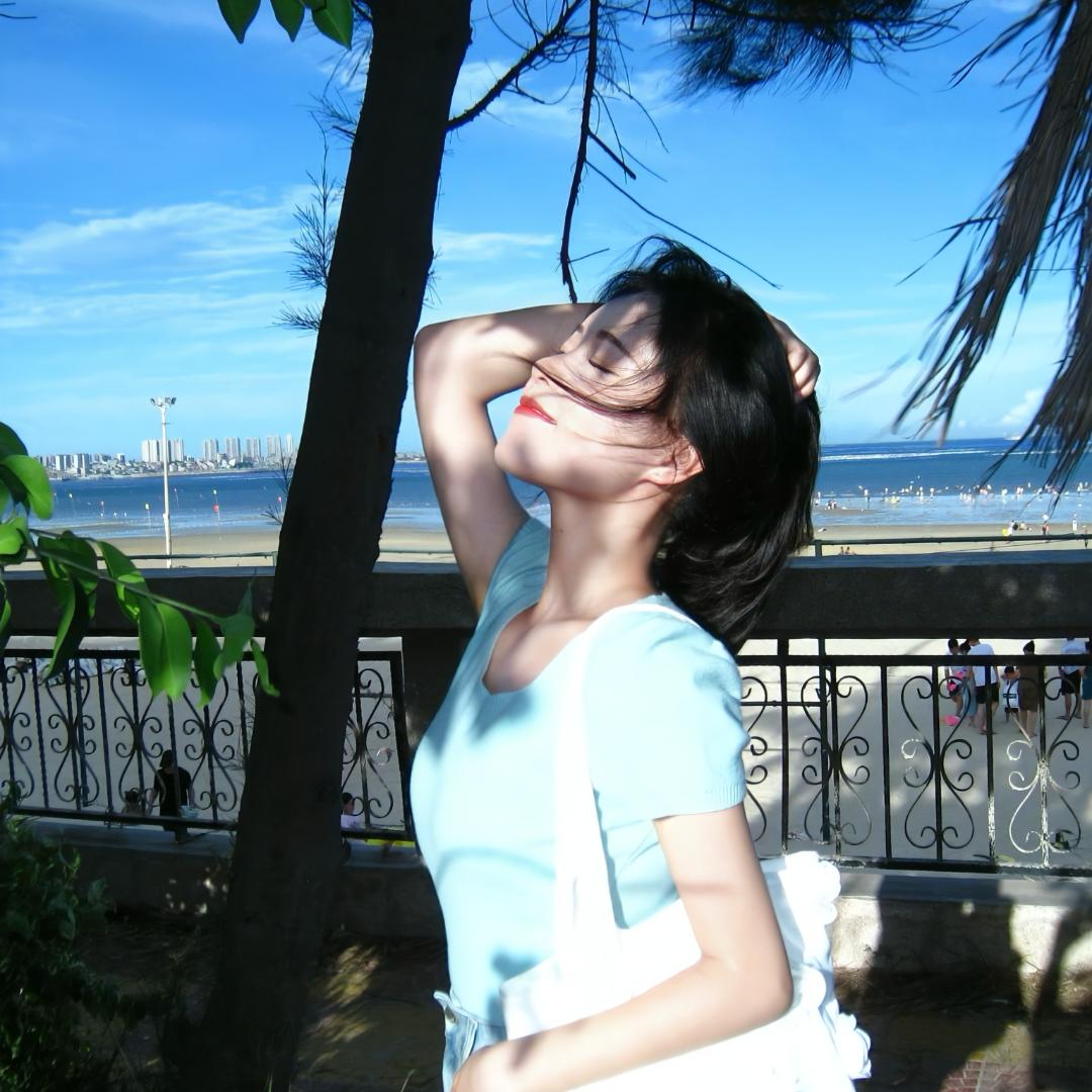 爱吃的茜茜