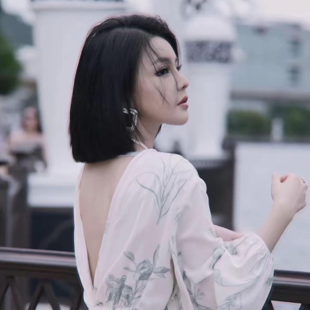 溶溶RONGRONG精选女装
