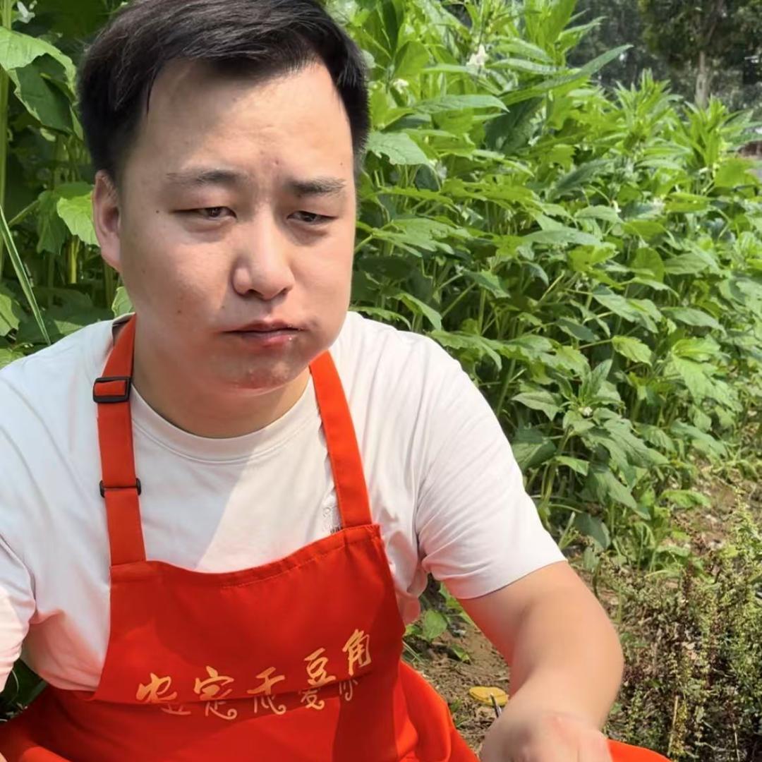 做农产品的小张