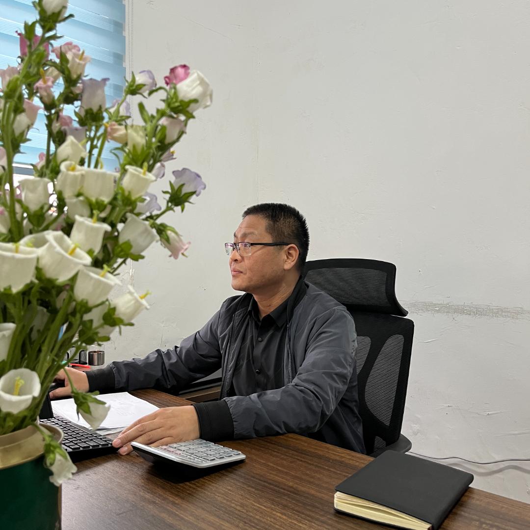 轻型起重机小周总