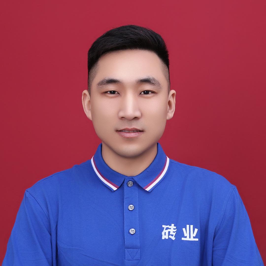 苏鹏铺砖