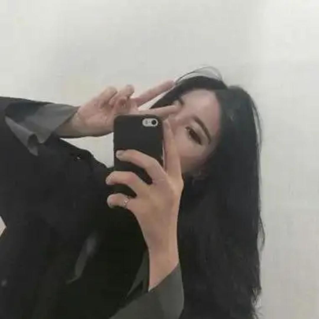 霞成绮百货