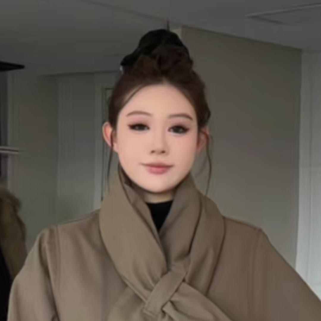 琪琪微微胖(精致穿搭)