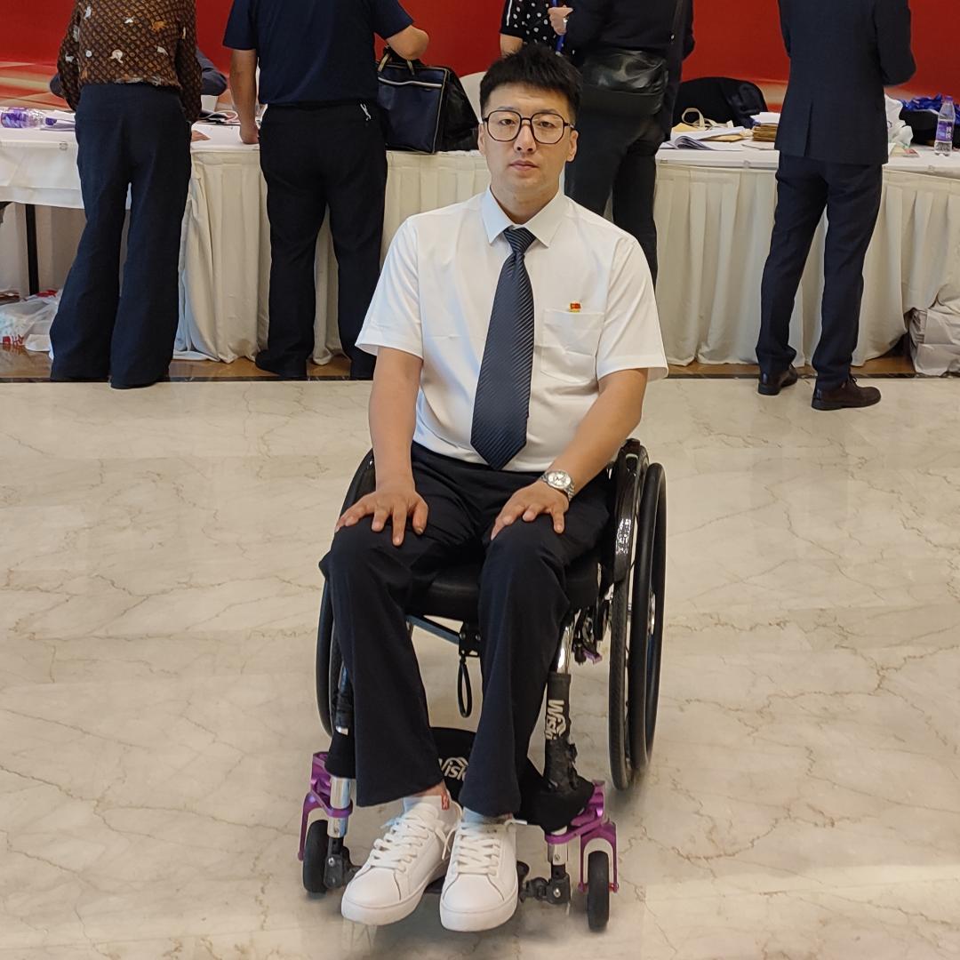 庆阳-励志-李华宁