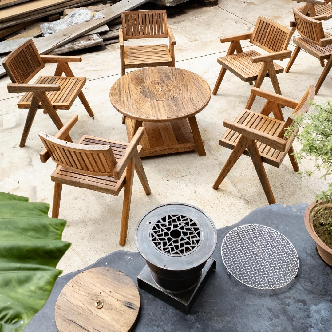 舍木居2号店 风化老木家具