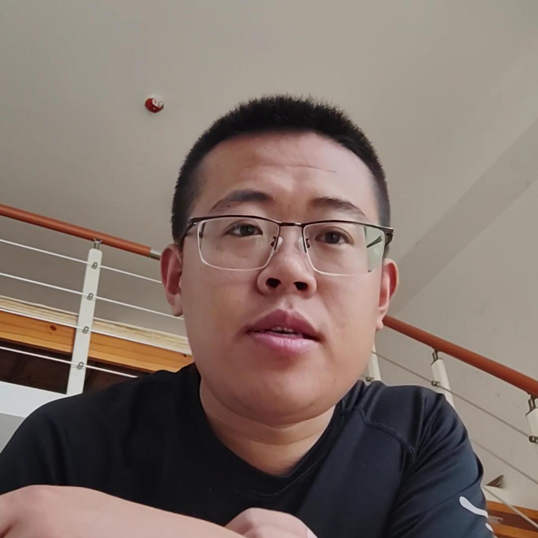 玩文具的研究生