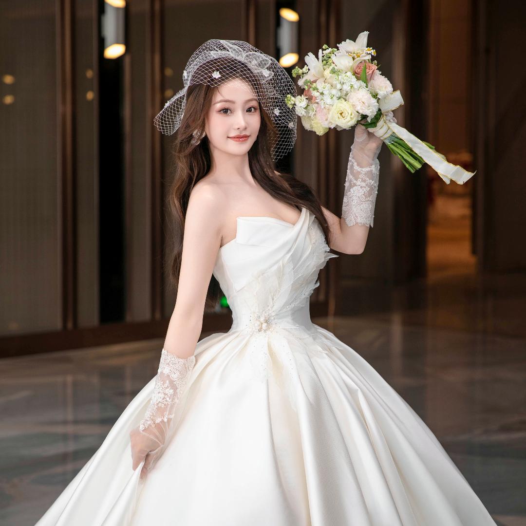 艺格婚纱礼服馆