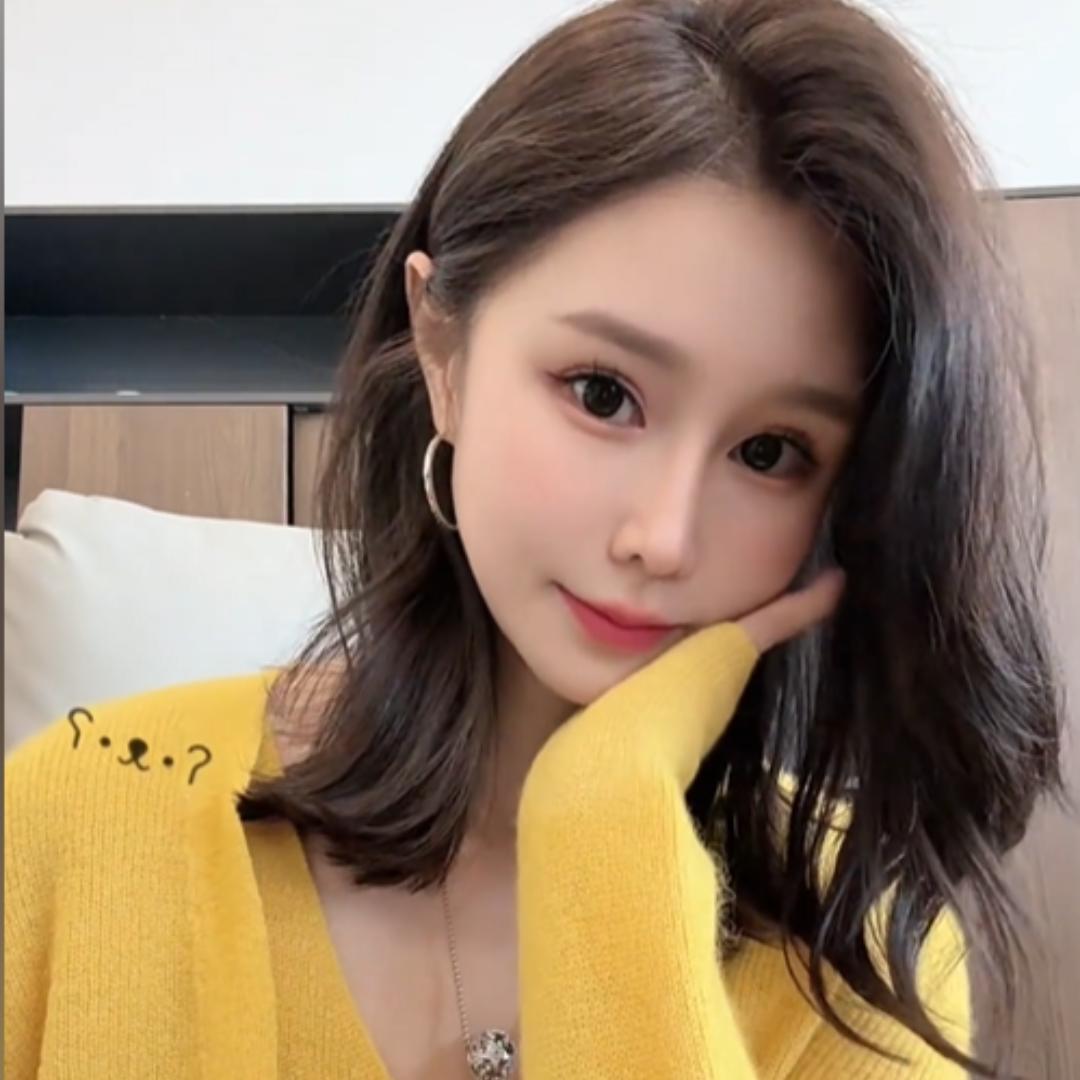 我是皮皮皮皮皮吖高级感穿搭（曼曦）