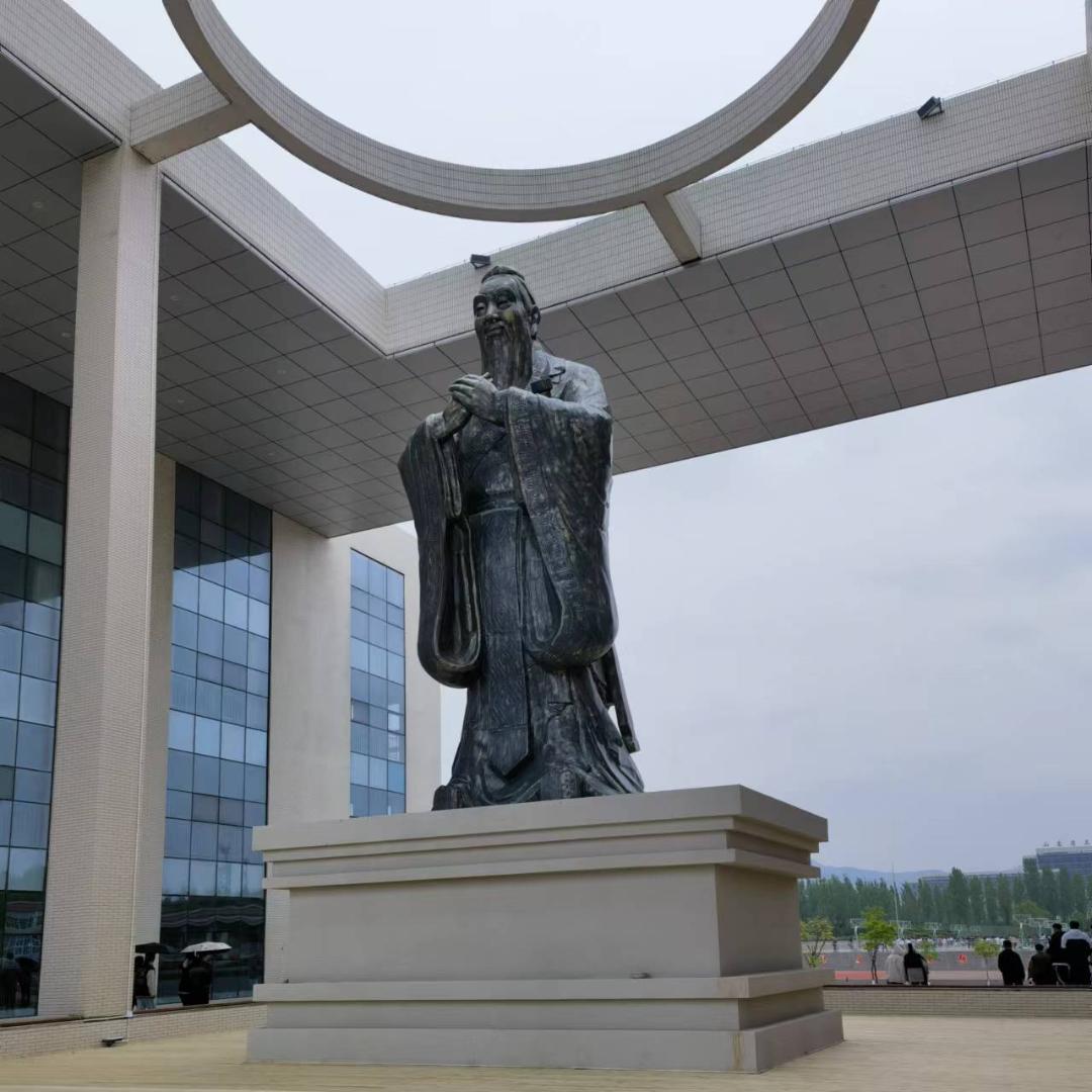 大杨树