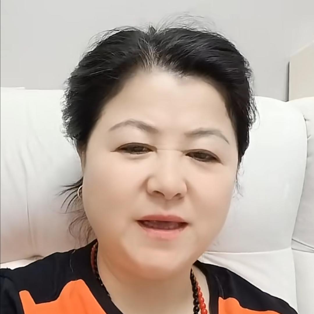我是红梅梅