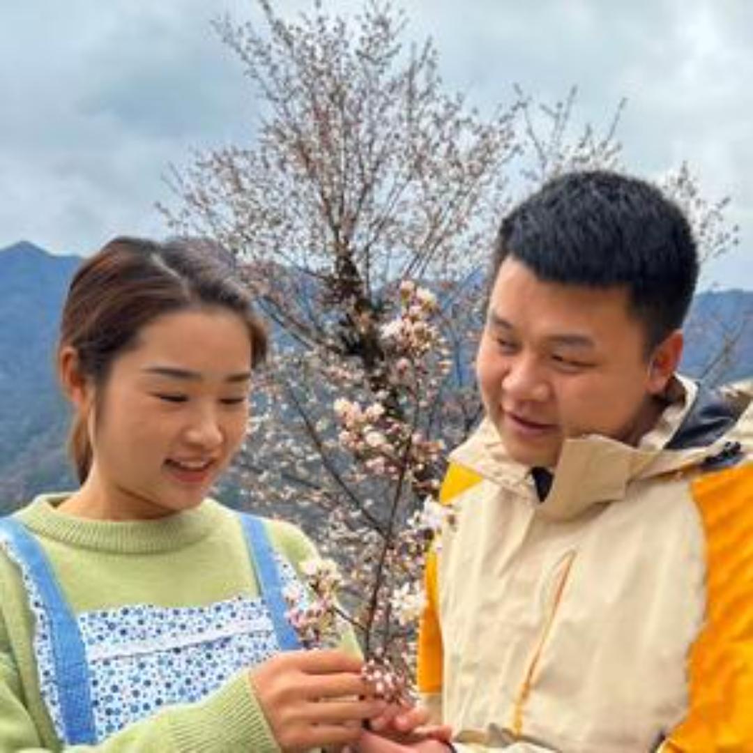 川味小夫妻(每日聊天分享)