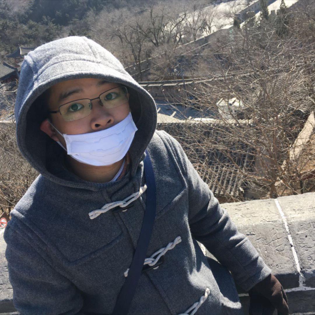 阿扎西头像