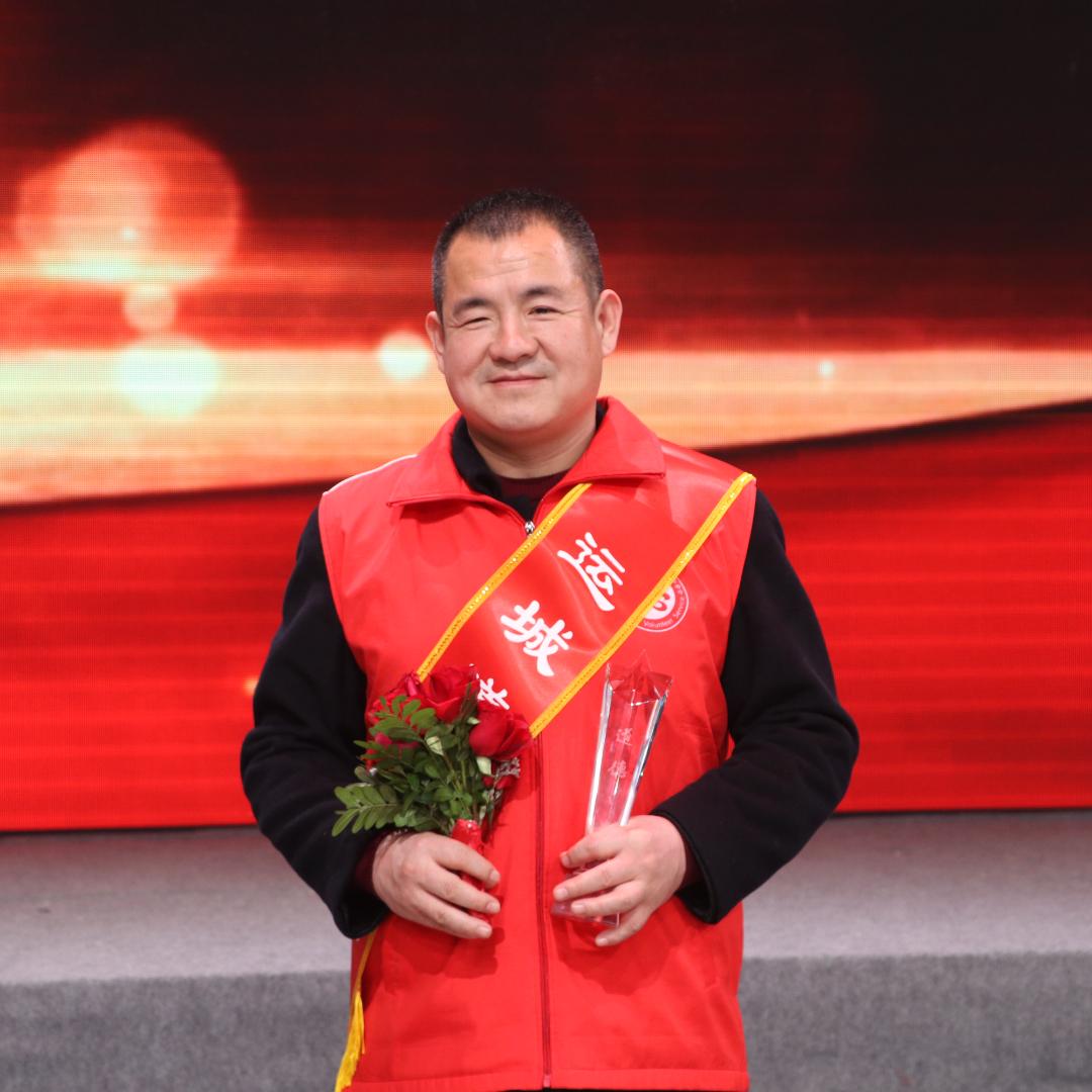 公益人张昌勤