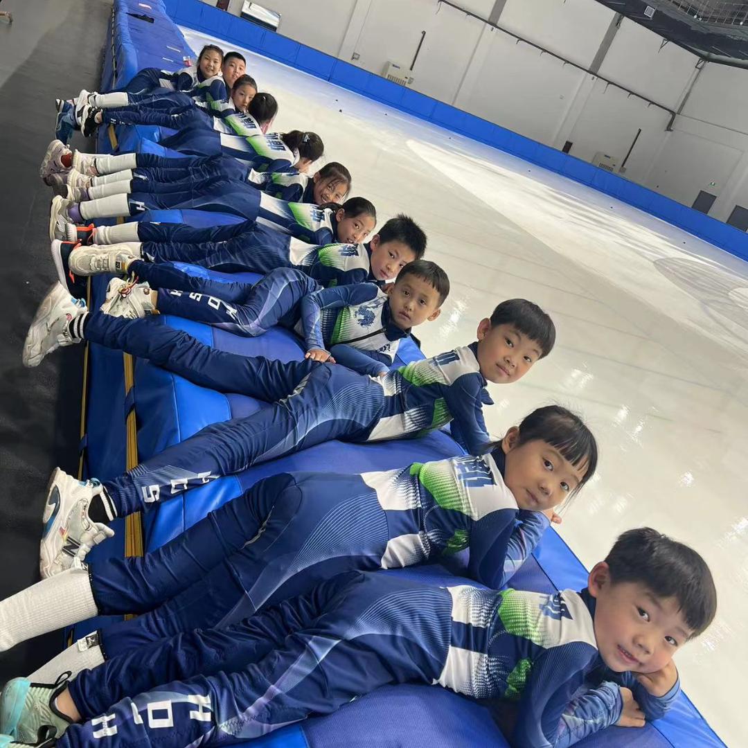 北延冰轮俱乐部.