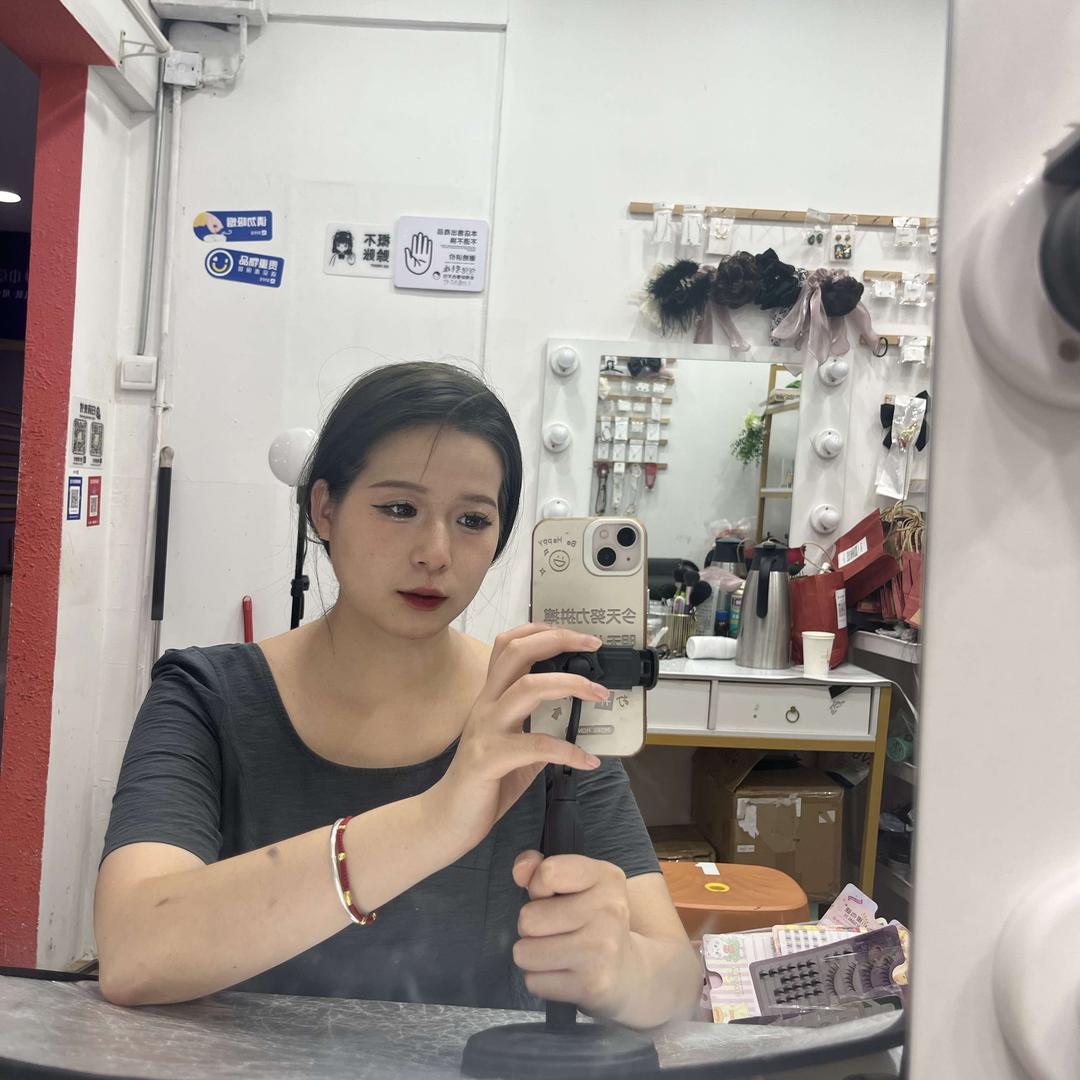 寿光欢囍化妆店