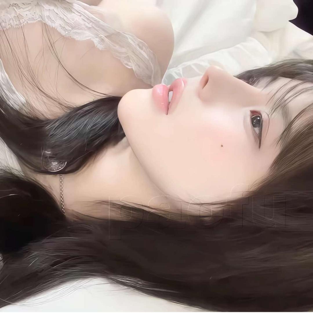 攀果地白晶晶