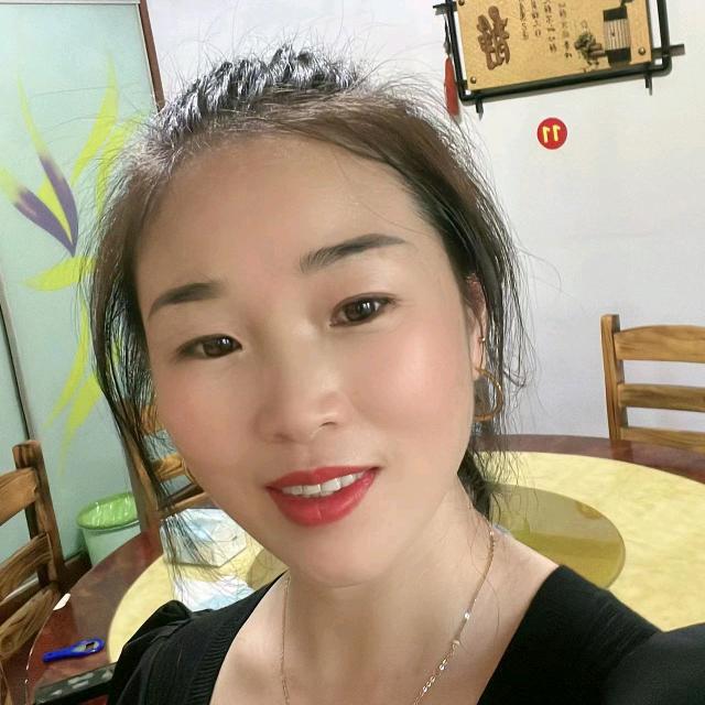 云南牛羊肉馆肖姐