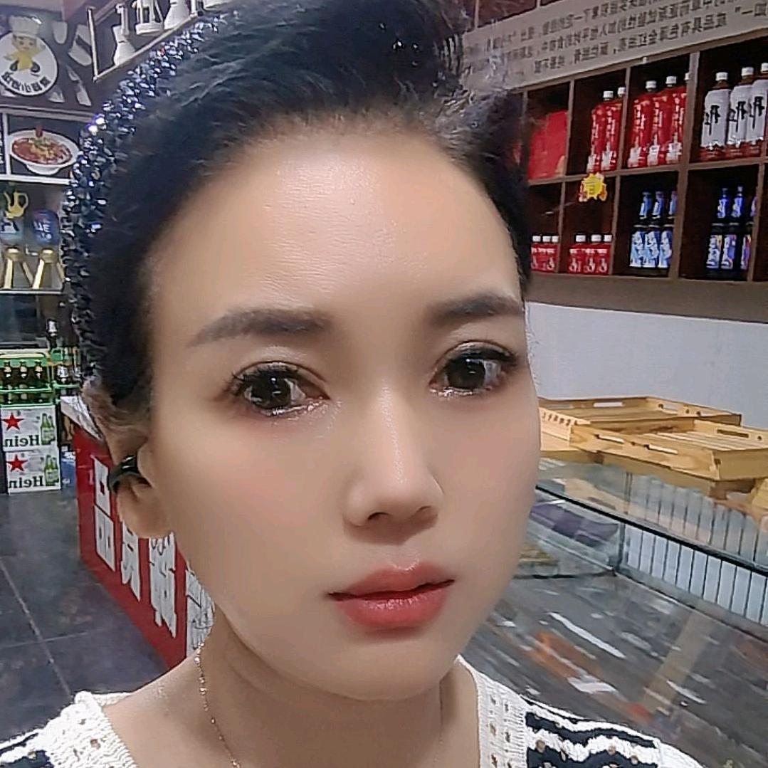 齐市李家猪蹄熏酱饺子馆红姐