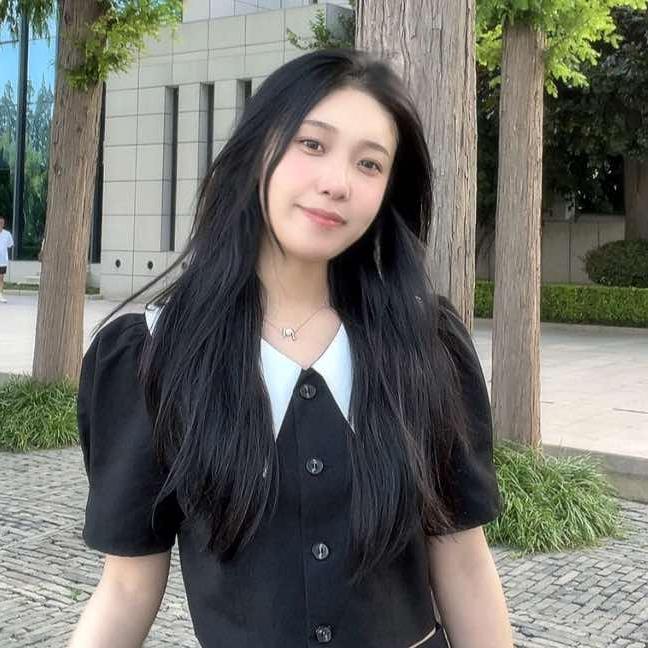 在浦街开粤菜餐厅的小boss