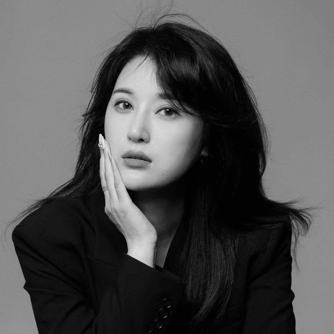 造型师 云朵 化妆师经纪平台