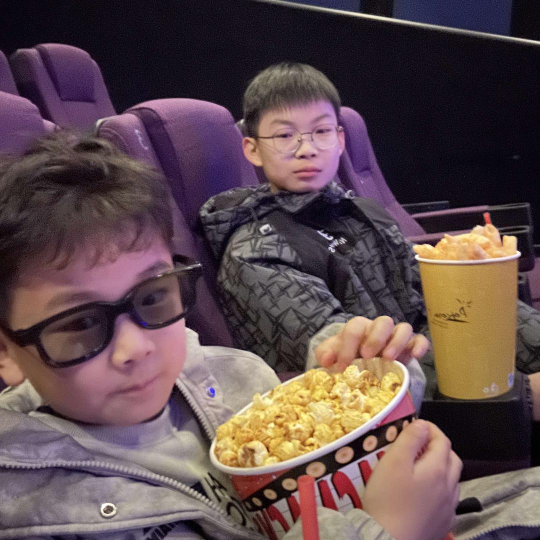 量子膜鑫驰贴膜店