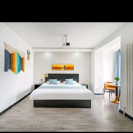 星期天博爱宾馆