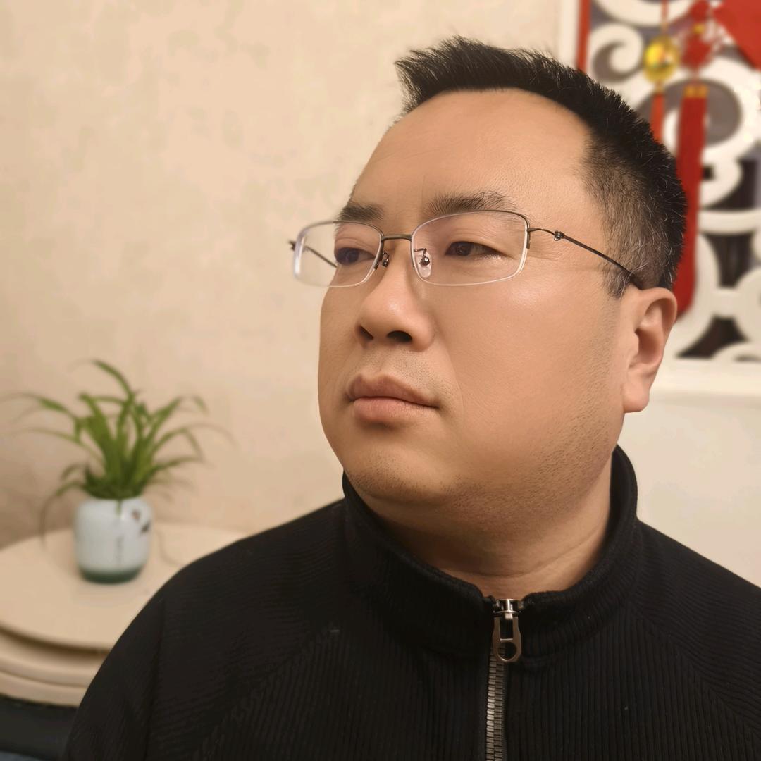 兴平市金牌橱柜体验店