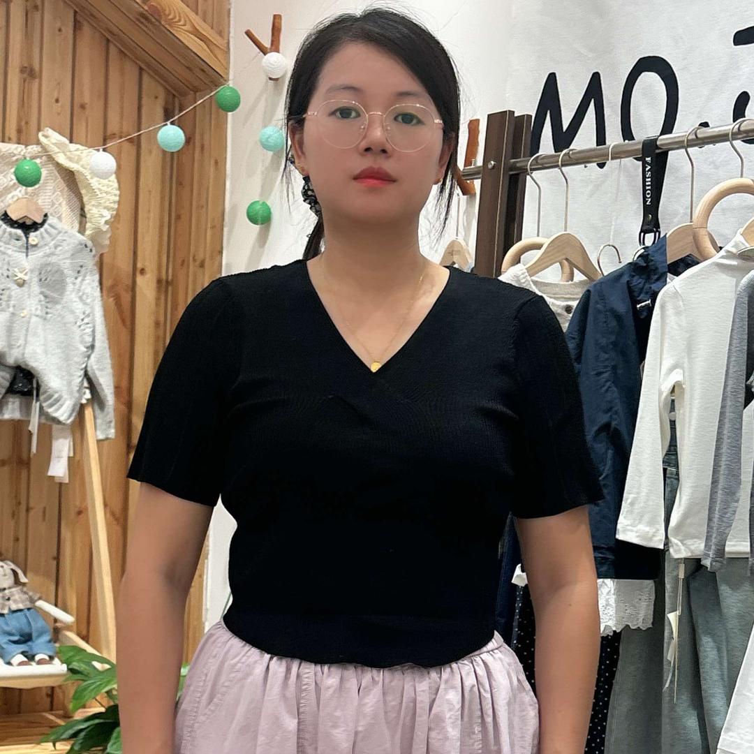 洪雅磨叽叔叔童装蕾蕾