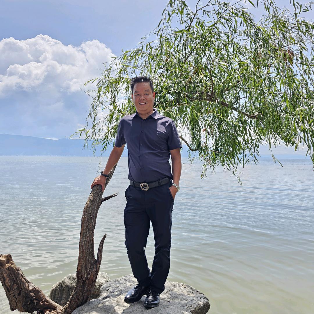 秦渝牛掌柜火锅店