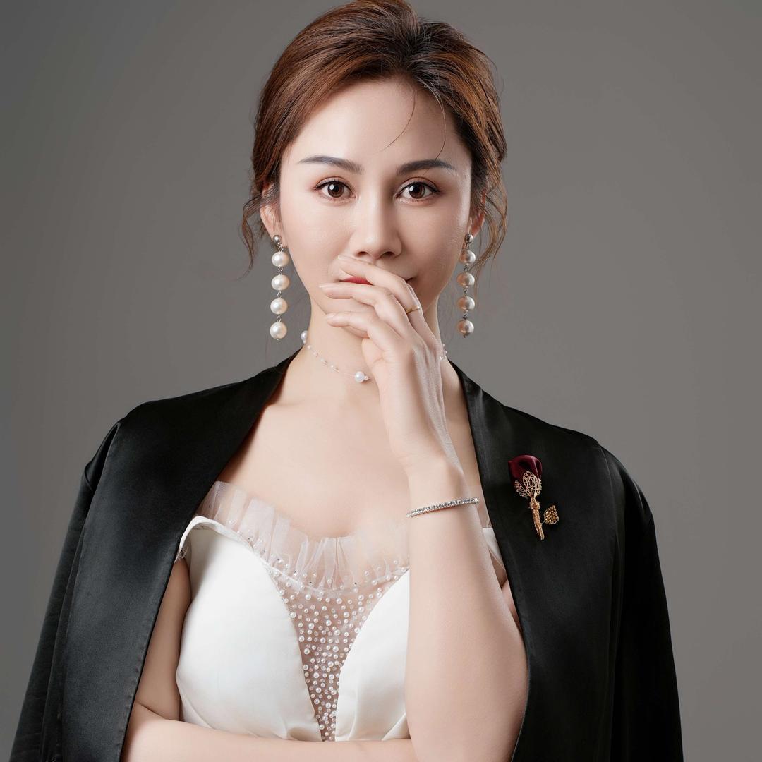 襄阳 瑞丽.焕欣颜 杨珍