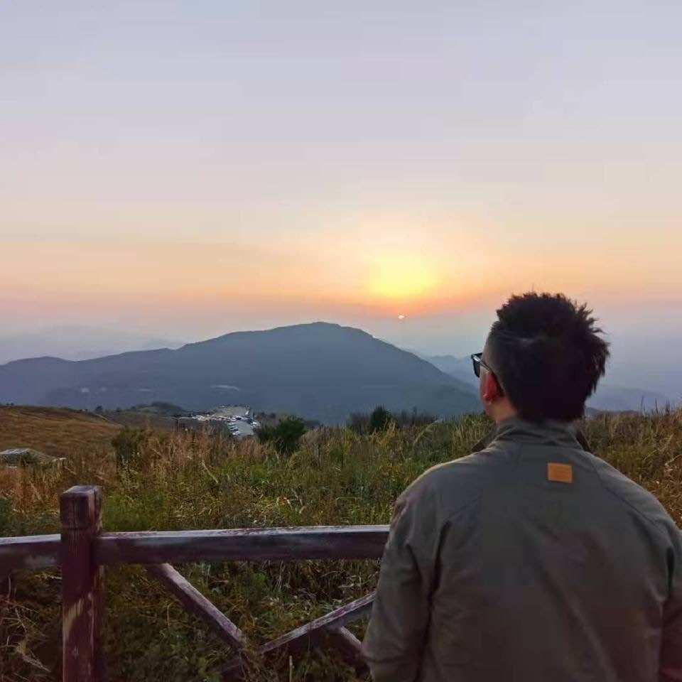 昌平减龄发型设计-岳晨