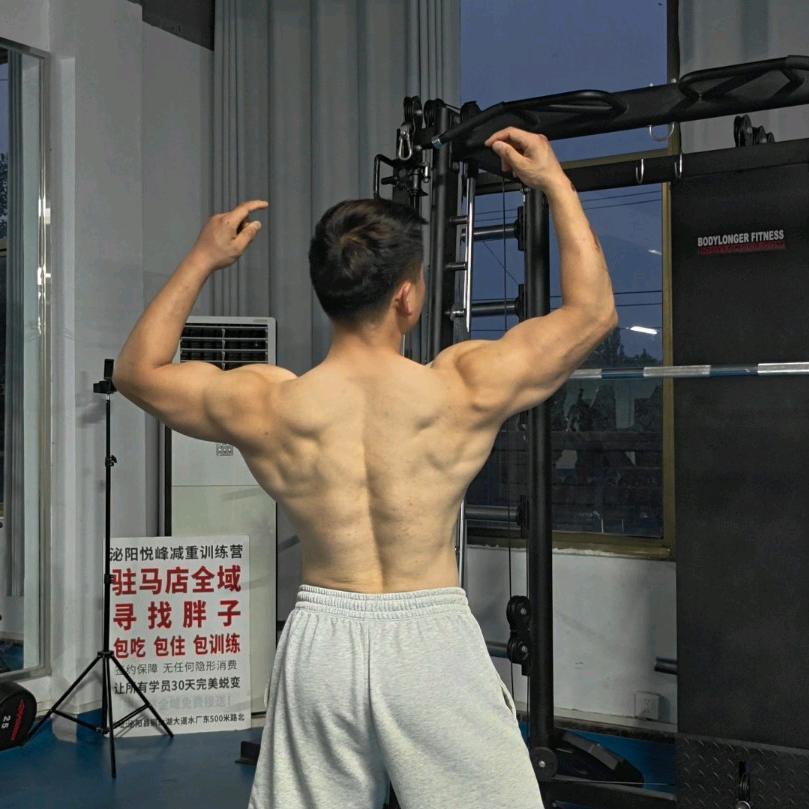 泌阳悦峰健身训练营