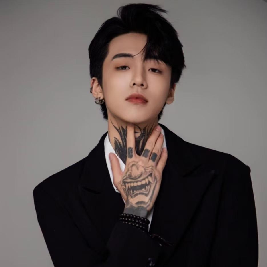 乔治老爷烫染连锁官方号