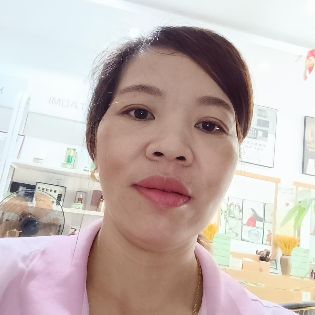 小淘米养发馆华英护理师