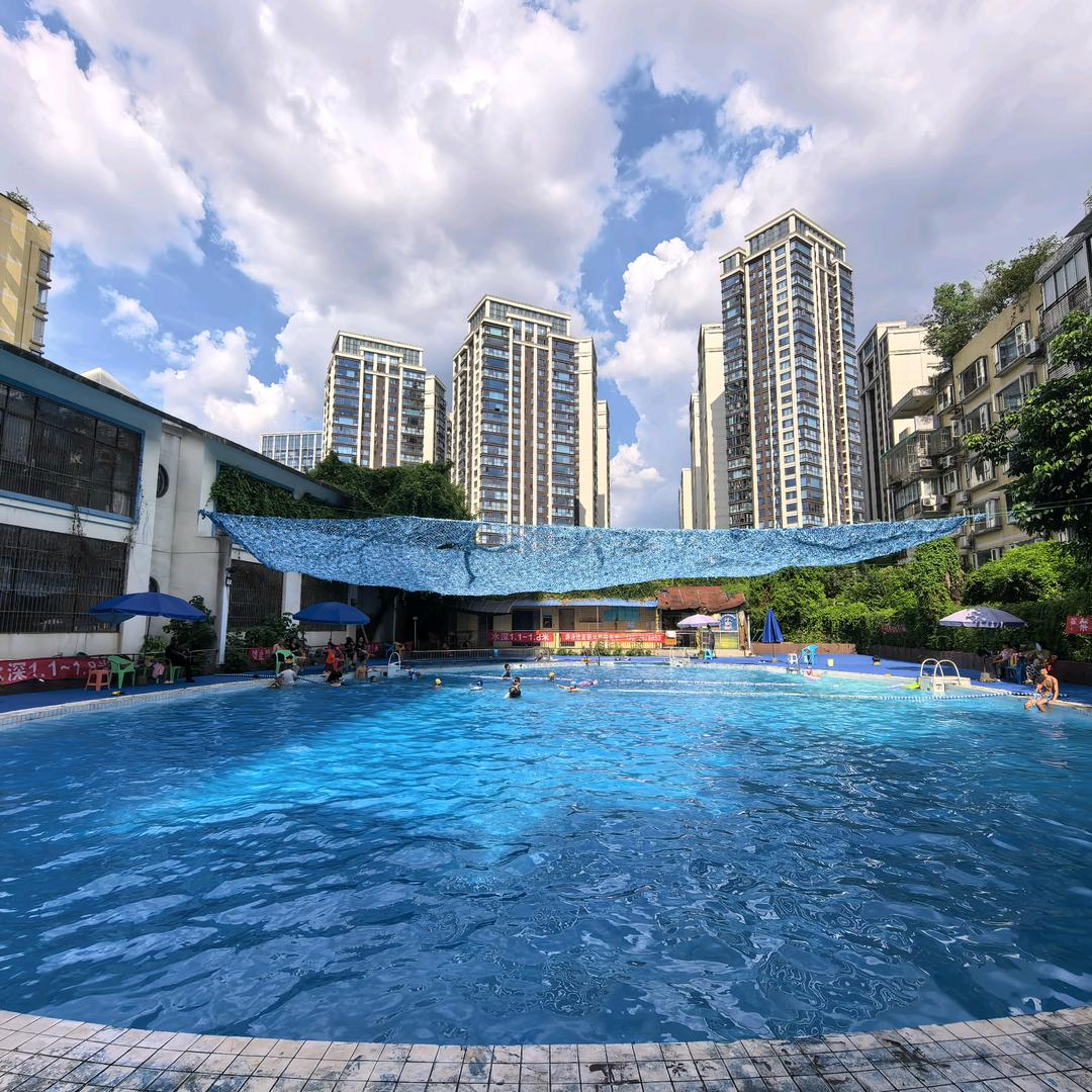 全兴花园-游泳池官方号