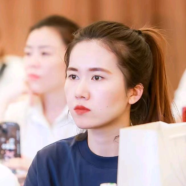 资中金鑫眼镜二妹