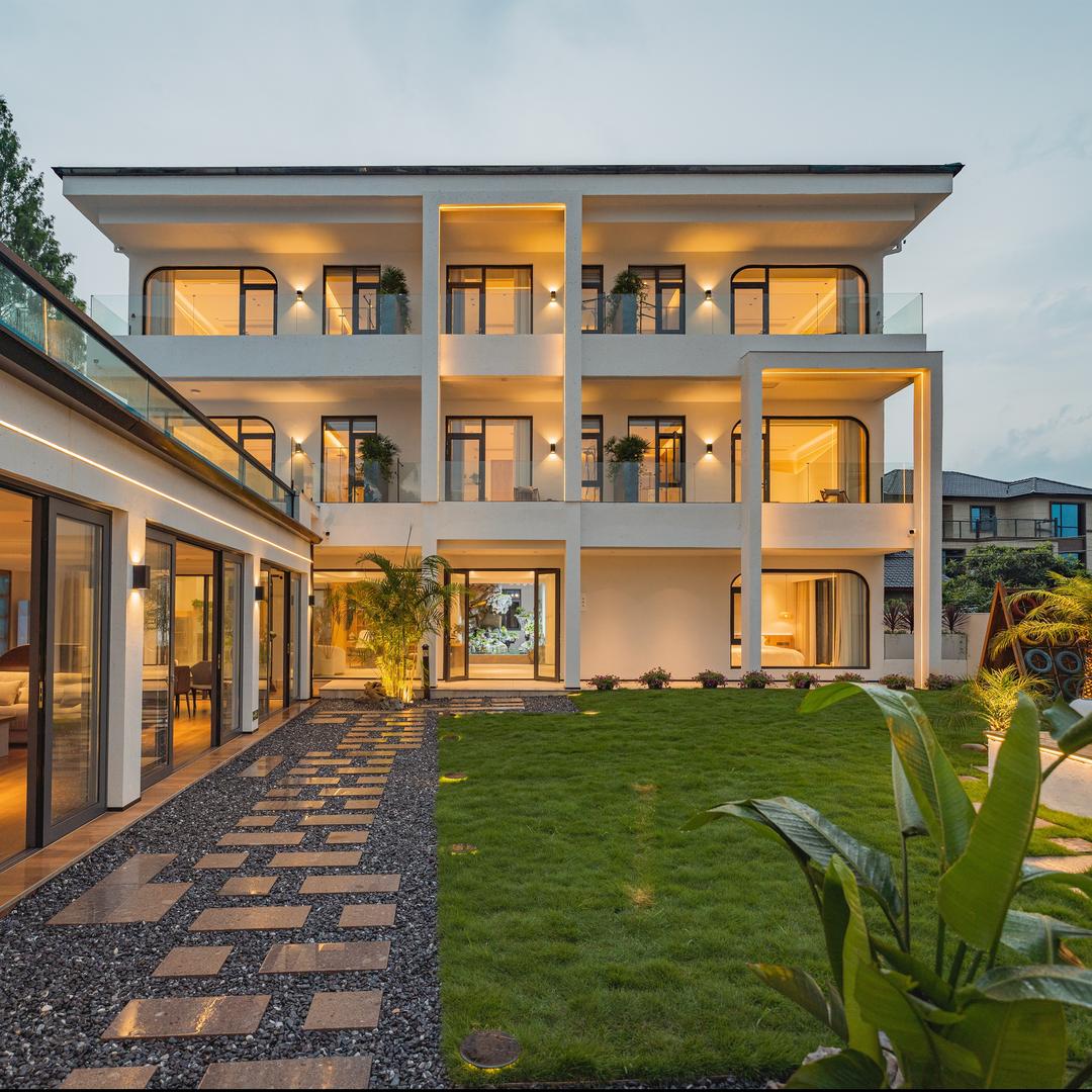 故迟·莺飞七月(OMG心跳乐园店)