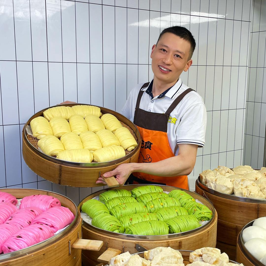 蒸巴食炒馅包子