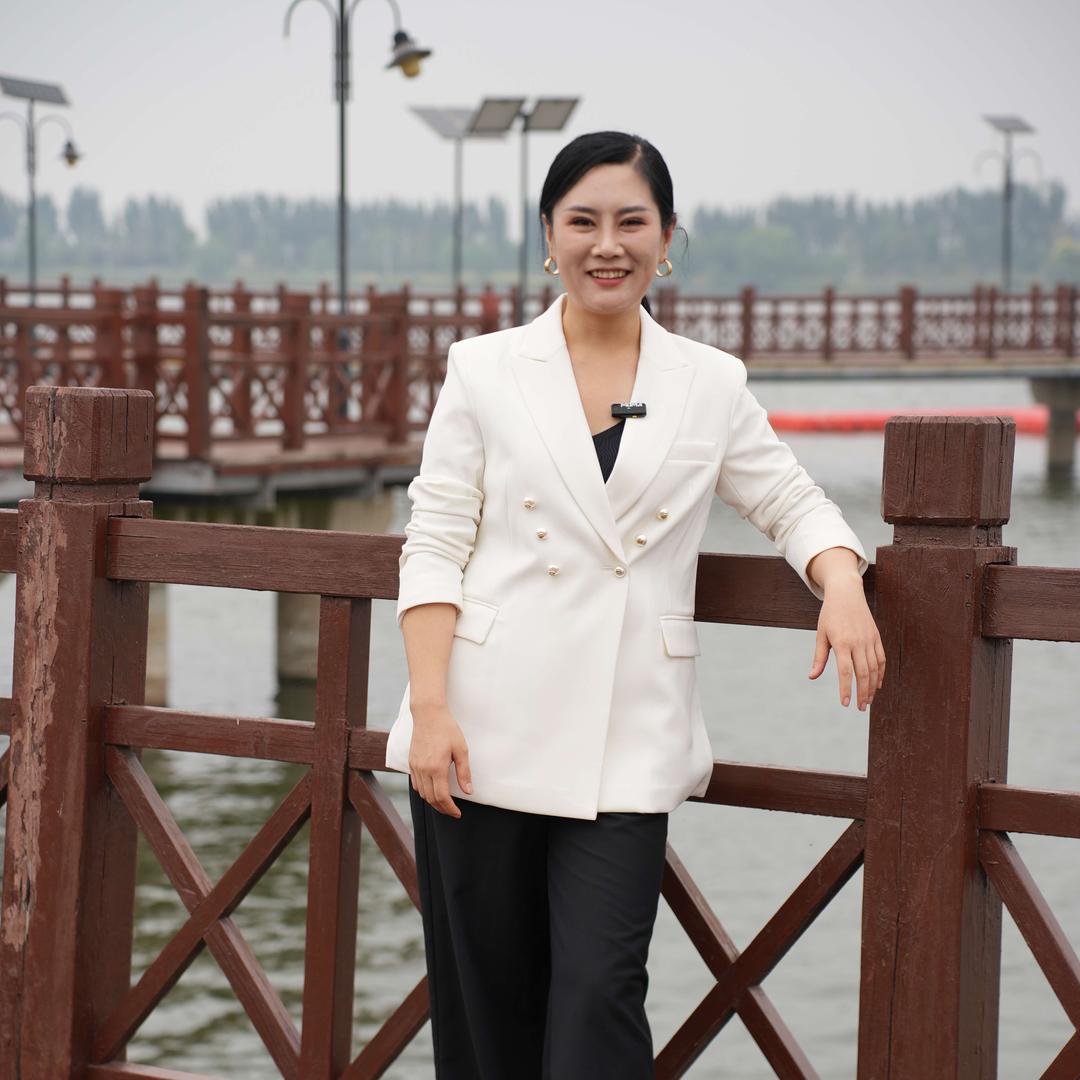 云九源化妆美甲学校