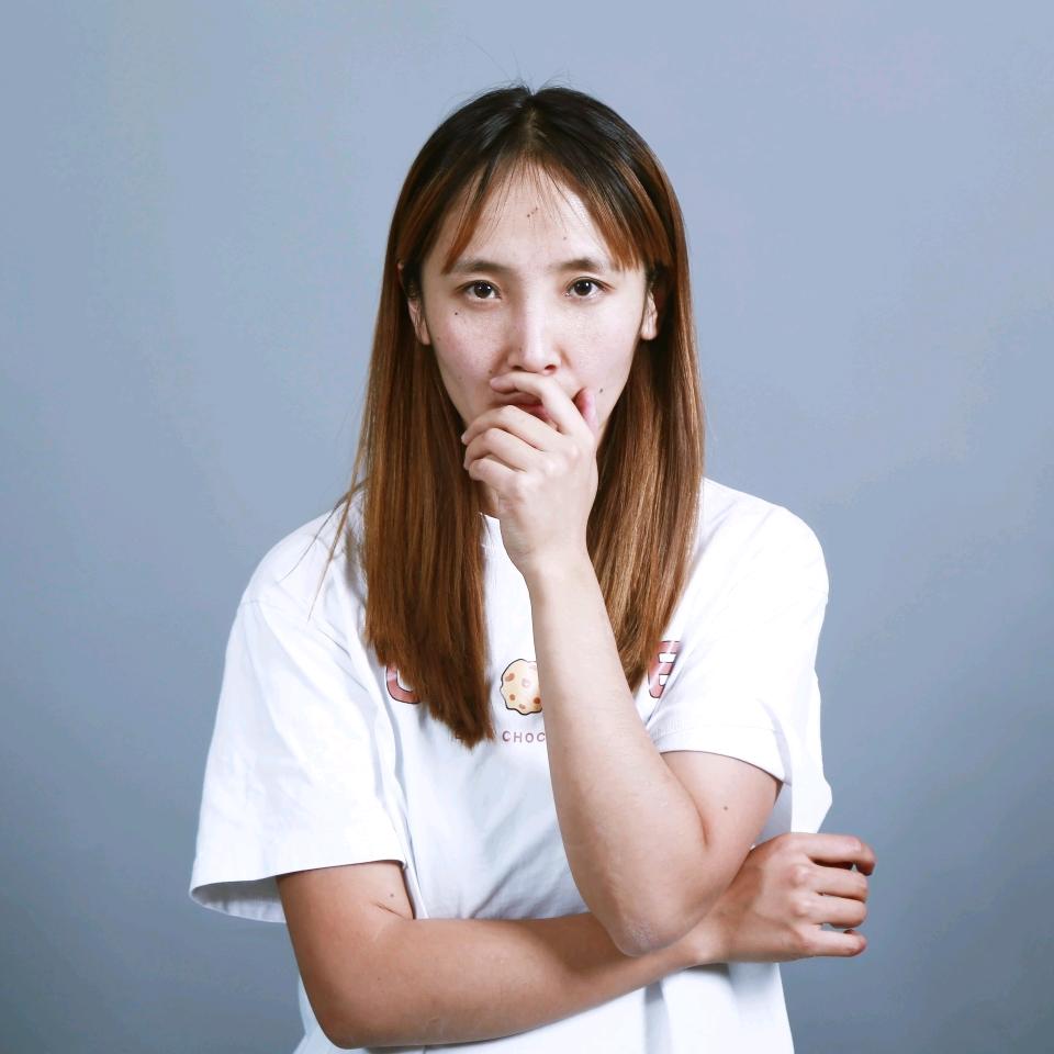 在乌鲁木齐搞摄影的小白兔