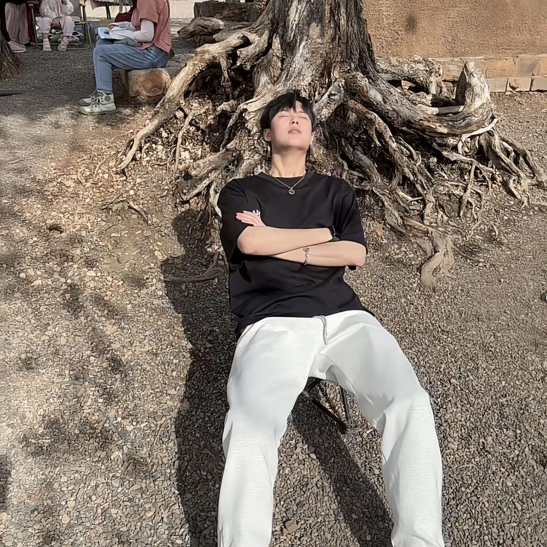 吉首发型设计～萧艺