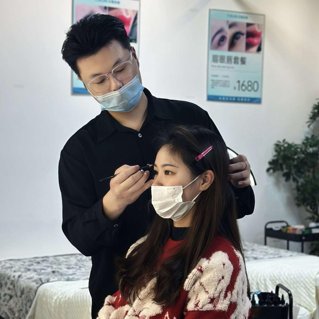艺绣美学·专业半永久美甲美睫
