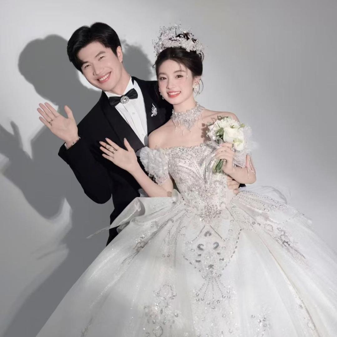 常平薇薇新娘婚纱摄影莎莎