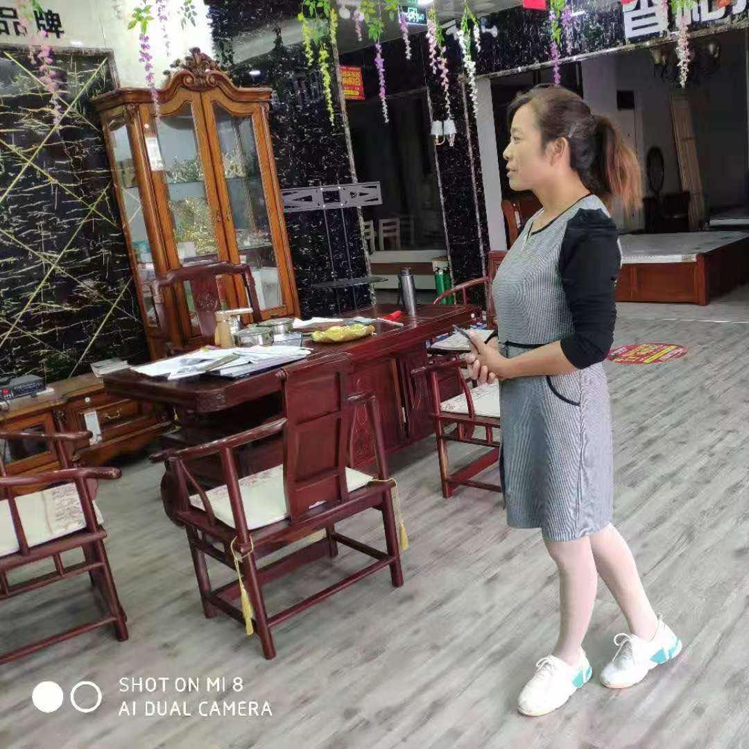 如皋年青家薛国兰