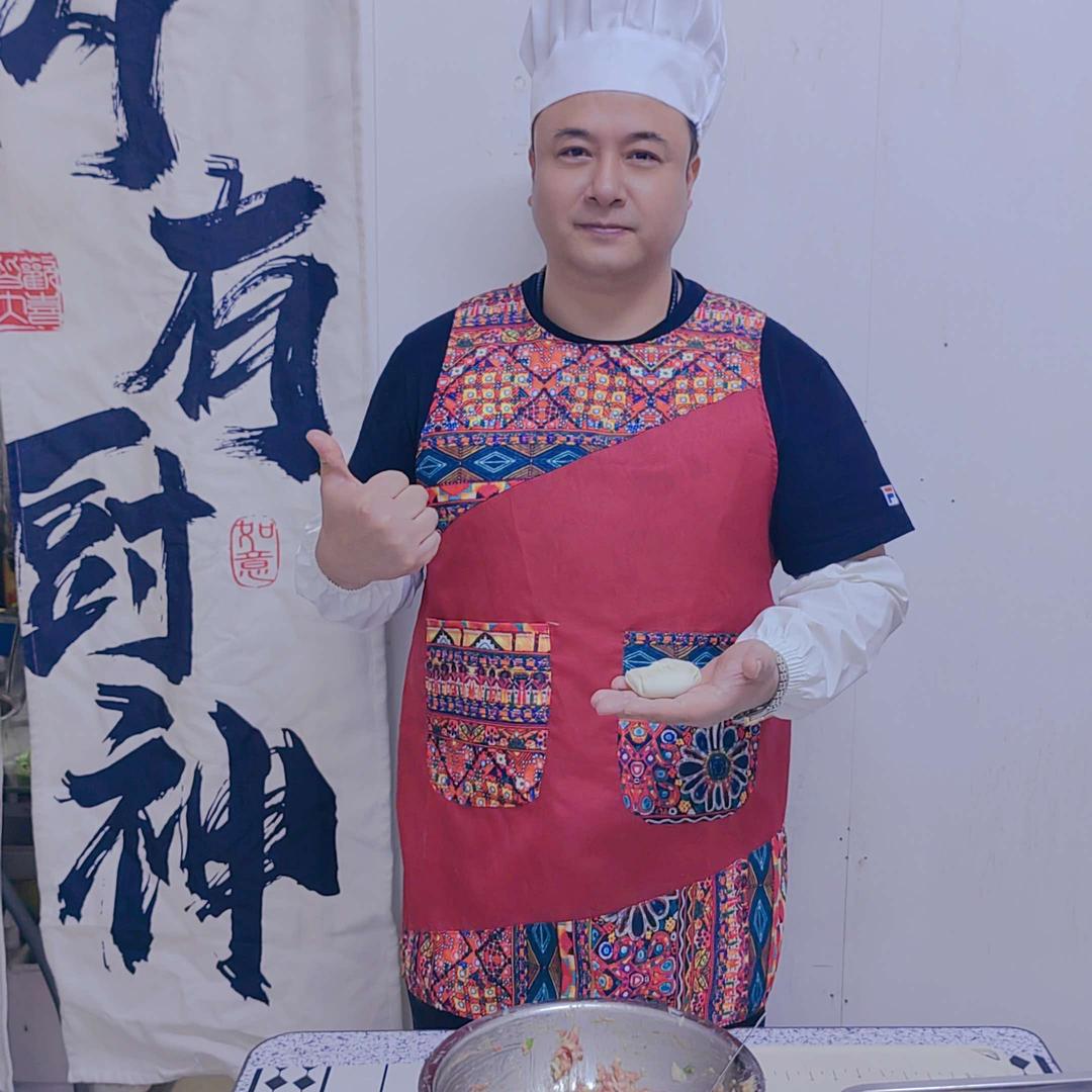 丹 哥（罐汤水饺熏酱）